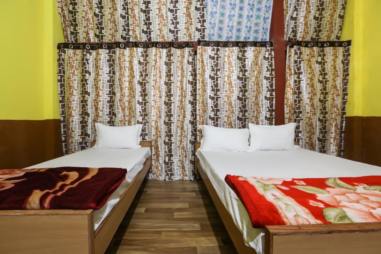 Oyo Hotel 43459 Oasis Lodge Jorhāt Exteriér fotografie